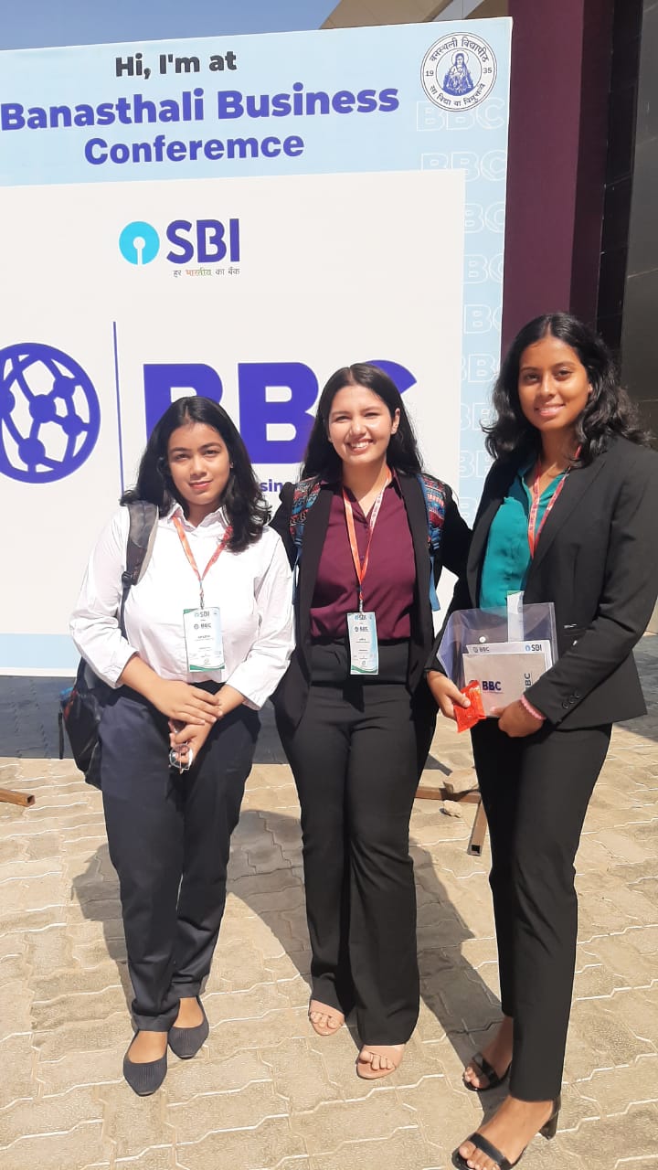 SCMS Nagpur student Winners at Banasthali Business Conference, 2023